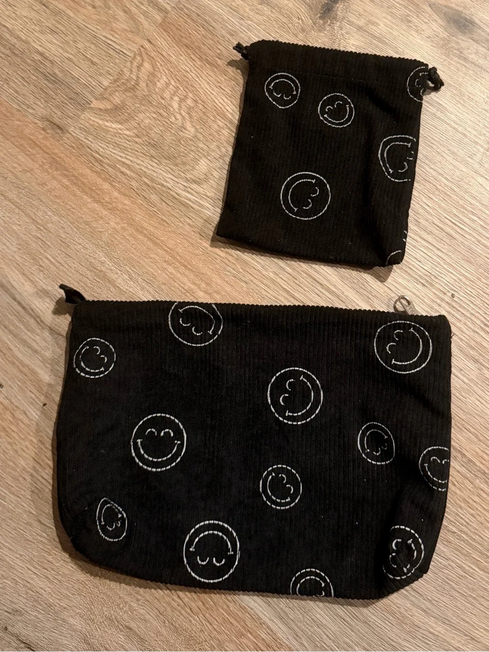 Black Smiley Face Pouch Set